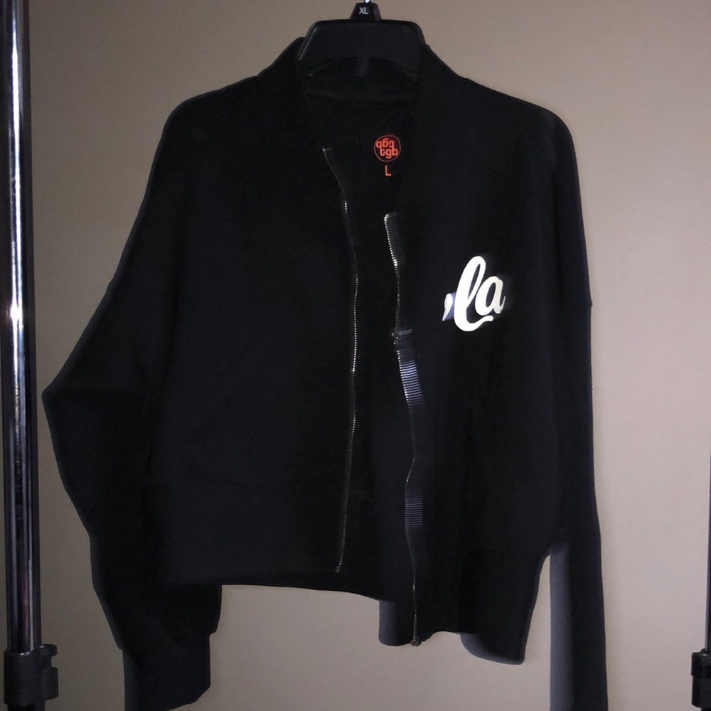 🔥 2x$25 Jacket & hoodie